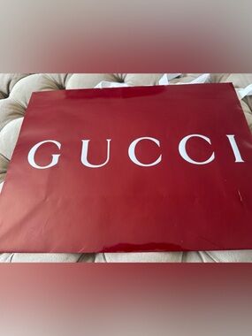 EUC Gucci Burgundy Shopping Tote Palm Beach Mid size gorgeous w luxe finish